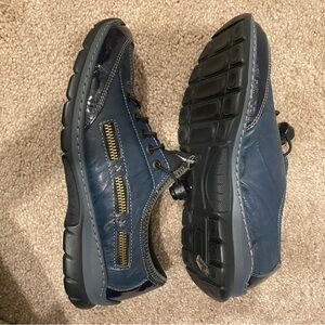 Spring Step Navy Blue Sneakers with Zipper Detail